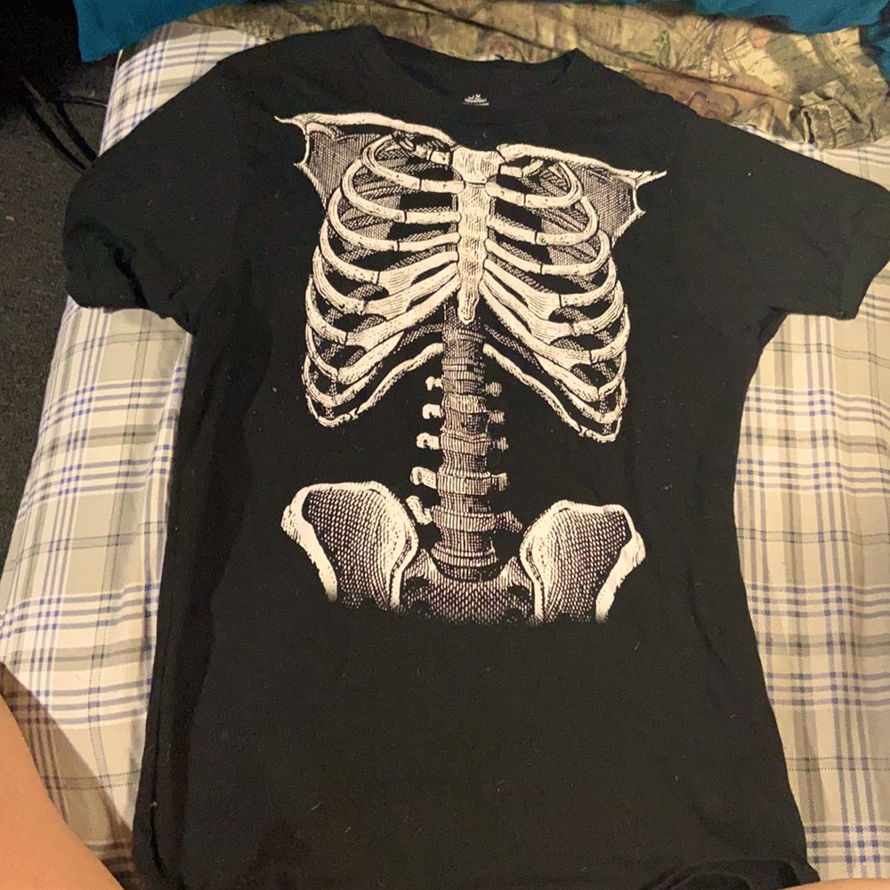 Skeleton t-shirt